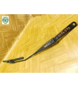 Scheibenwischerarm Wischerarm vorne rechts Ford Fiesta 6 VI 8A6117526BB