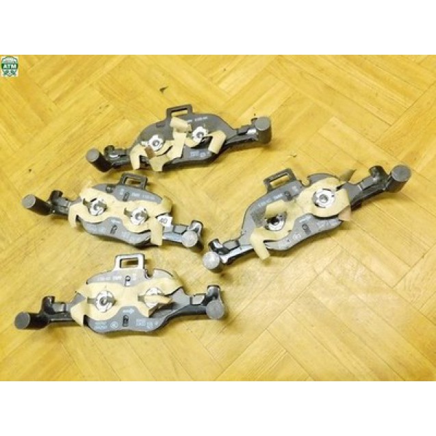 Bremsklötze Reparatursatz Bremsbeläge vorne BMW 5 G30 G31 3410898192 6888493