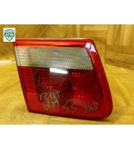 Bremsleuchte Rückleuchte Bremslicht Rücklicht BMW 3 3er E46 innen links 6907937