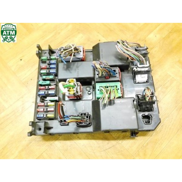 Sicherungskasten Peugeot 307 CC 9651197480 9651196780
