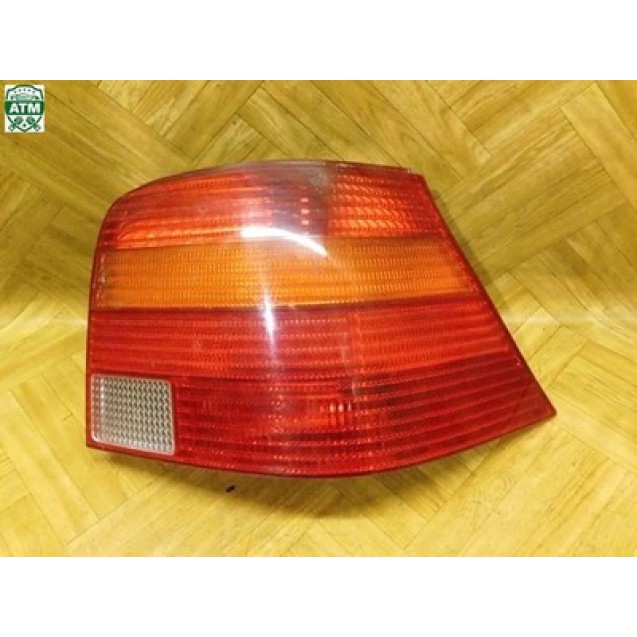 Bremsleuchte Bremslicht Rückleuchte Rücklicht rechts VW Golf 4 IV 3 türig