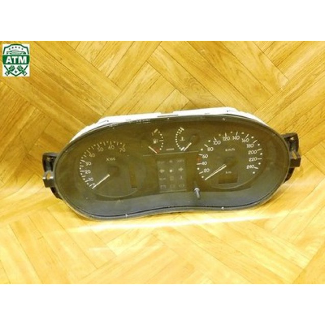 Tacho Kombiinstrument Renault Kangoo Gelaufen 109.397 KM 8200133499