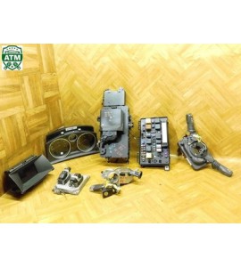 Motorsteuergerät Tacho Opel Astra H Gelaufen 139.000 KM 55564081 13261172