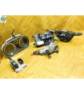 Motorsteuergerät Tacho Opel Corsa D Gelaufen 212.000 KM 55557934