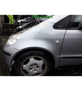Kotflügel links Mercedes Benz A-Klasse Farbcode 706 Mondsilber Silber Metallic