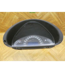 Tacho Kombiinstrument Mercedes Benz C-Klasse W203 Gelaufen 245.999 KM