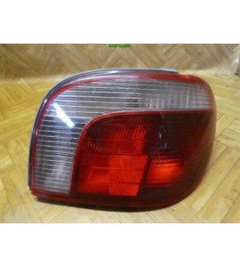 Bremsleuchte Rückleuchte Bremslicht Rücklicht Toyota Yaris rechts Beifahrerseite