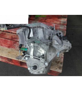 Getriebe Schaltgetriebe Renault Clio 3 III 1.5 dCi 63 kW Getriebecode TL4A002