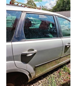 Tür hinten rechts Ford Focus 2 II Kombi Farbcode 03 Moondust Silber Metallic