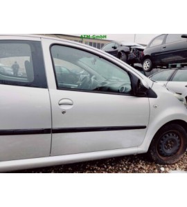 Tür vorne rechts Peugeot 107 Farbcode KTB Farbe Silber Grau
