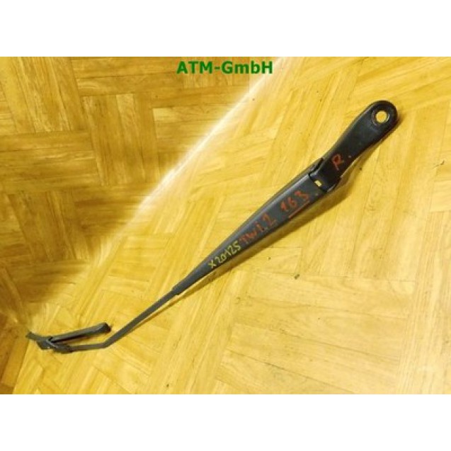 Scheibenwischerarm Wischerarm vorne rechts Renault Twingo 2 II 288803090R