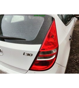 Bremsleuchte Bremslicht Rückleuchte Rücklicht rechts Hyundai i30 CW FD