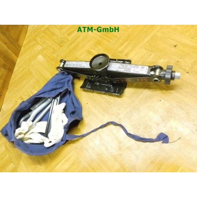 Wagenheber Bordwerkzeug Öse Mercedes Benz A-Klasse W245