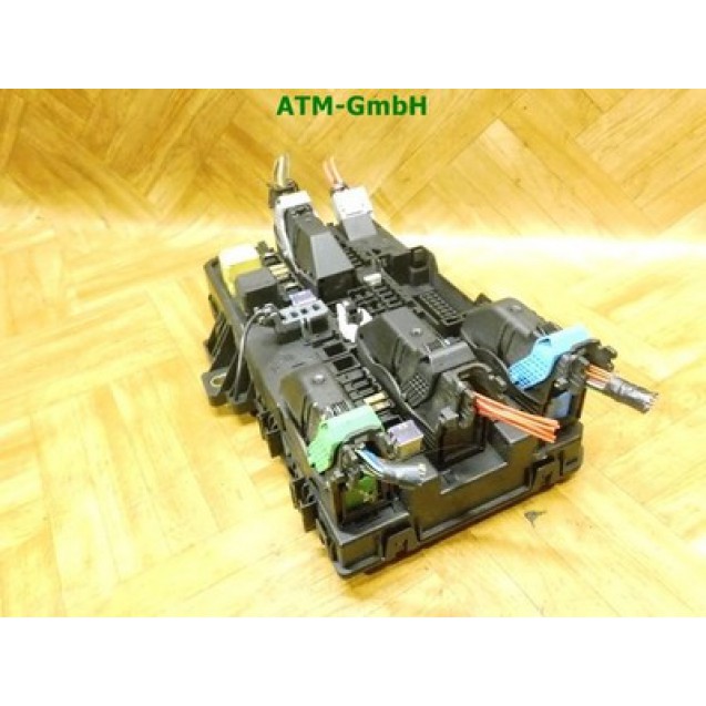 Sicherungskasten Opel Astra H GM Hella 13222173 5DK008669-33