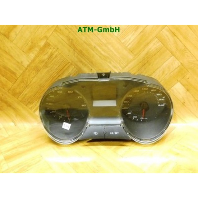 Tacho Kombiinstrument Seat Ibiza 4 IV Gelaufen 123.000 KM 6J0920801