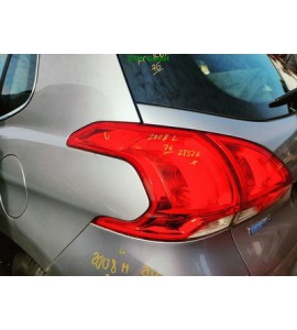 Bremsleuchte Bremslicht Rückleuchte Rücklicht links Peugeot 2008 Fahrerseite