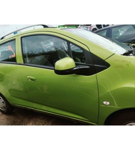 Tür vorne rechts Chevrolet Spark Farbe Grün