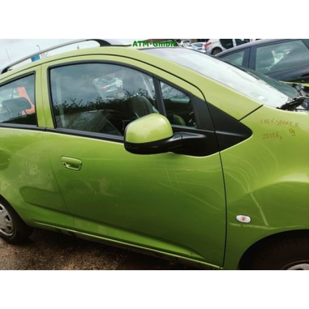 Tür vorne rechts Chevrolet Spark Farbe Grün