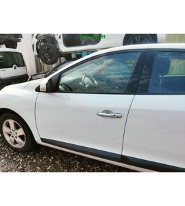 Tür vorne links Renault Megane 3 III 5 türig Farbcode DV369 Blanc Glacier Weiss