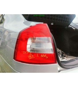 Bremsleuchte Bremslicht Rückleuchte Rücklicht links Skoda Octavia 2 II Limousine