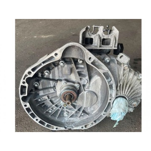 Getriebe Schaltgetriebe Mercedes Benz A-Klasse W169 A160 70 kW A1693610001