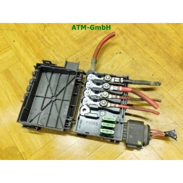 Batterieklemme Plus Pol Relais Klemme VW Golf 4 IV TRW 1J0937550AA