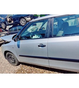 Tür vorne links Skoda Fabia 2 II Farbcode LA7W Reflexsilber Metallic