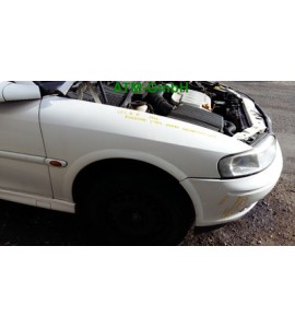 Kotflügel rechts Opel Vectra B Farbcode 10L Y474 Farbe Casablancaweiss Weiss