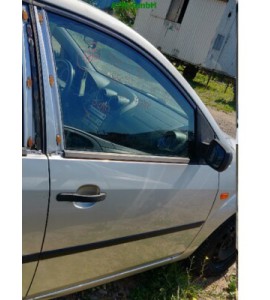 Tür Ford Fiesta 5 V 5 türig vorne rechts Farbcode 62 Kristallsilber Silber