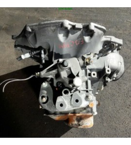 Getriebe Schaltgetriebe Opel Corsa C 1.0 43 kW Getriebecode F13C394