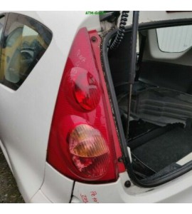 Bremsleuchte Rückleuchte Bremslicht Rücklicht Peugeot 107 links Fahrerseite