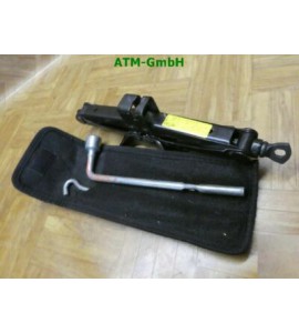 Bordwerkzeug Wagenheber Radschlüssel Steckschlüssel Hyundai Matrix