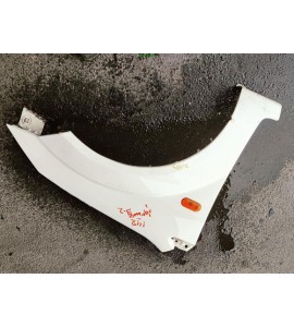 Kotflügel rechts Ford Fiesta 5 V Farbcode B2 Diamond Farbe White Weiss