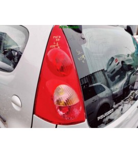 Bremsleuchte Rückleuchte Bremslicht Rücklicht links Peugeot 107 5 türig