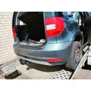 Stoßstange hinten Skoda Yeti 5L Farbcode LF7Y Farbe Grau Seda Metal Metallic