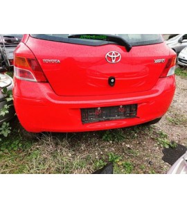 Stoßstange hinten Toyota Yaris 2 II 3 türig Farbcode 3P0 Vulcanrot Super Red V