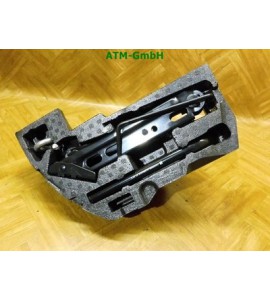 Bordwerkzeug Wagenheber Radschlüssel Öse Opel Corsa D GM 13299889 13107800