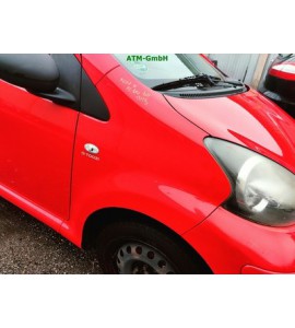 Kotflügel rechts Toyota Aygo B1 Farbcode 3P0 Farbe Super Red Uni