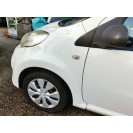 Kotflügel links Citroen C1 Farbcode KWD Farbe Weiss Blanc Lipizan Fahrerseite