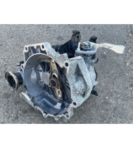 Getriebe Schaltgetriebe VW Polo 9N3 1.2 12V 47 kW Getriebecode JUS