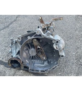 Getriebe Schaltgetriebe VW Golf 5 V Plus 1.6 75 kW Getriebecode GVY