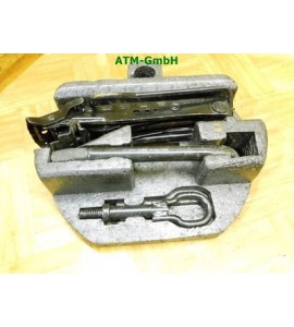 Bordwerkzeug Wagenheber Öse Radschlüssel Ford Fiesta 6 VI 8V2117009AA