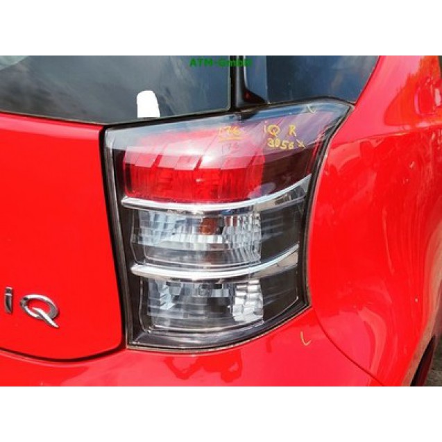 Bremsleuchte Bremslicht Rückleuchte Rücklicht rechts Toyota IQ Beifahrerseite