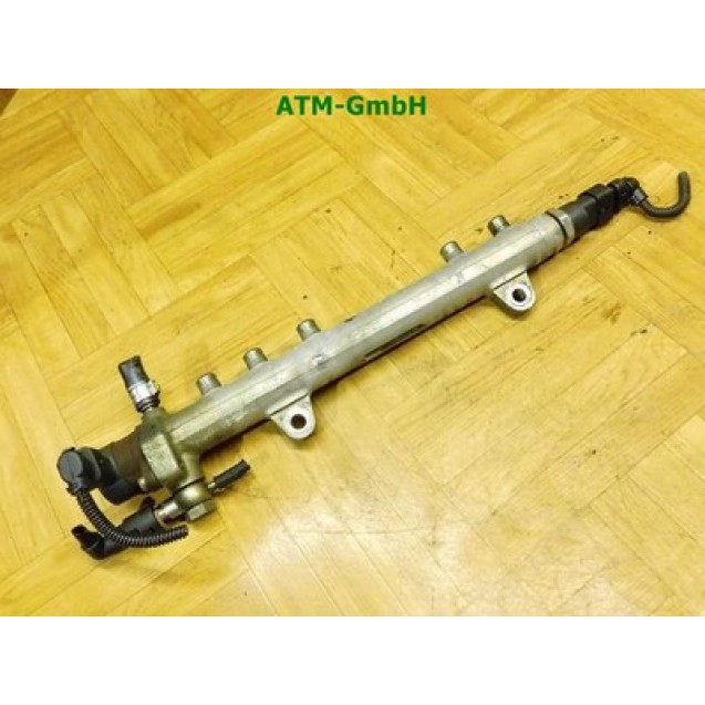 Einspritzleiste Einspritzdüse Opel Corsa C Bosch 0445214044 46817523 0281002584
