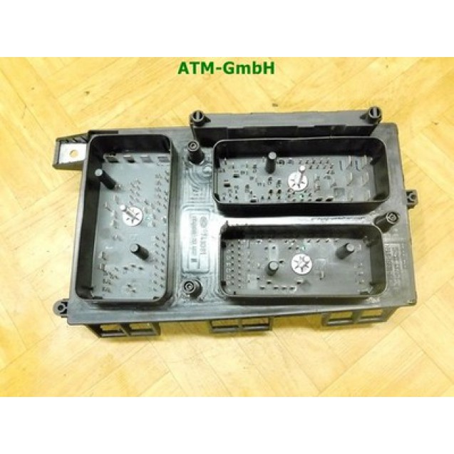 Sicherungskasten Opel Astra H tyco Hella 1534937 13205784 GM 5DK008668-43