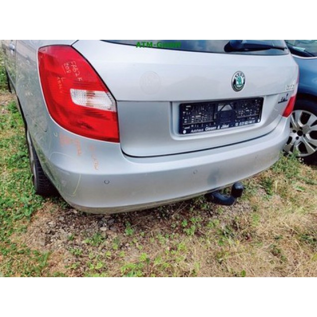 Stoßstange hinten Skoda Fabia 2 Kombi Farbcode LA7W Brilliantsilber Metallic